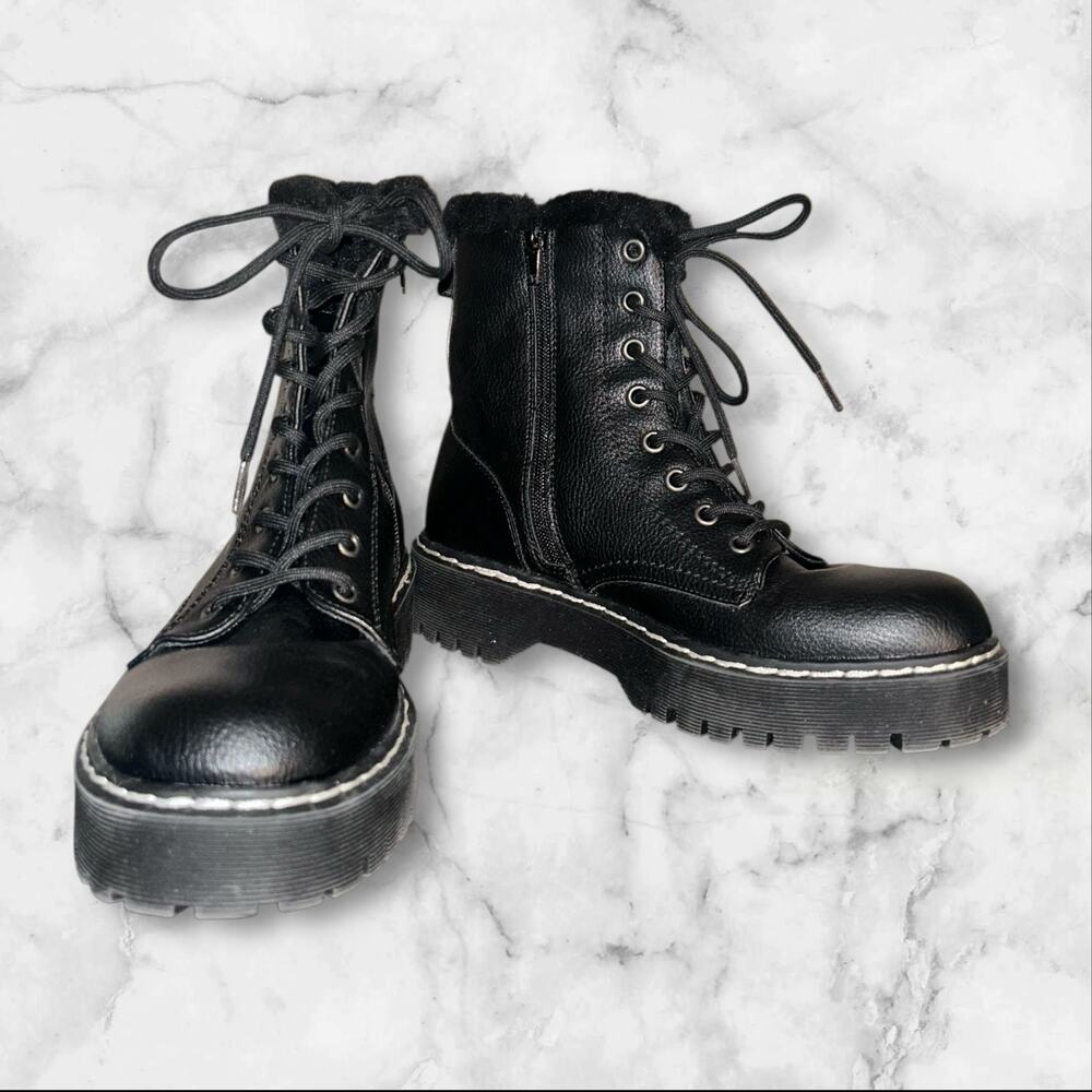 Sincerely Jules Happiness Black Faux Fur Lined Platform Boots Lace Up Zip - Picture 2 of 12